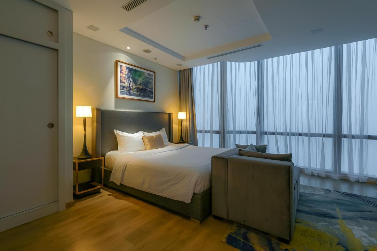 Skyline Tower Landmark 81 Căn hộ *